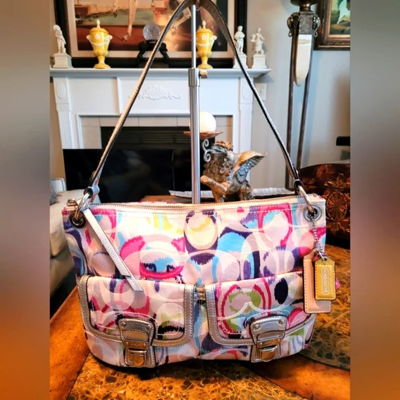 COACH POPPY - Picture 1 of 10